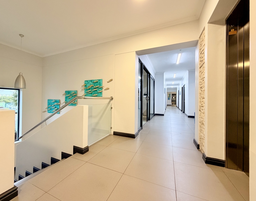 Commercial Property for Sale in Westcliff Western Cape